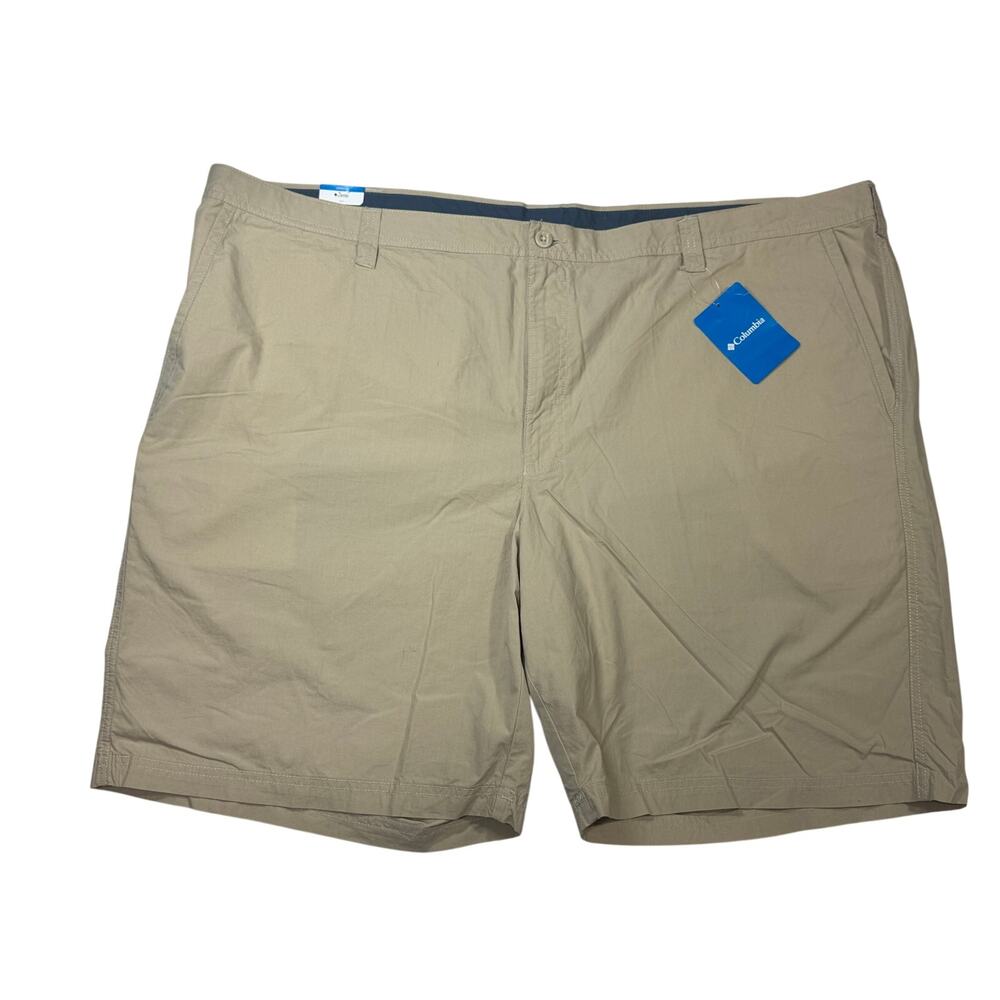 Columbia Beige Cargo Shorts Size 52 Big and Tall New With Tags